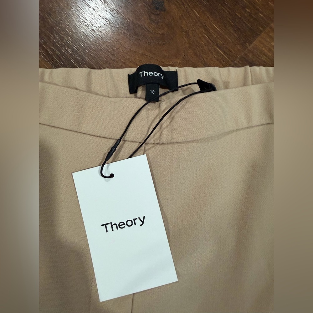 NWT Theory Treeca crepe slim-leg pants pull-on Beige Nude color Sz 18 - Picture 4 of 11